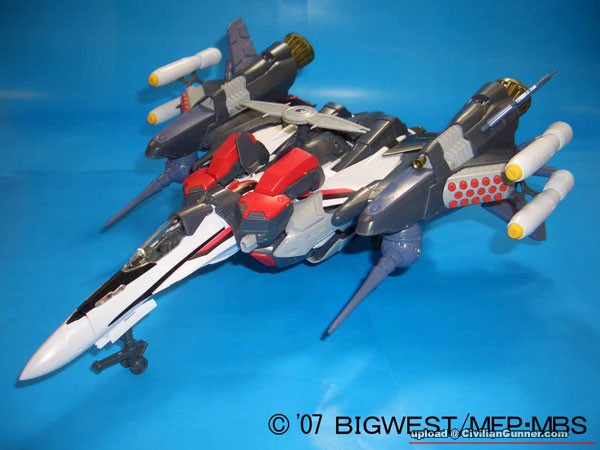 TOY-RBT-0778_03.jpg