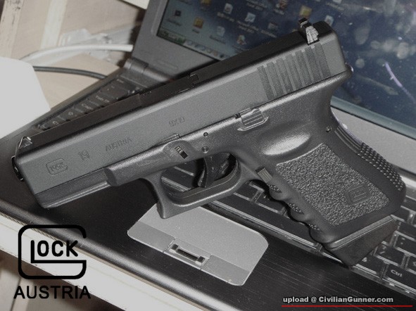 Glock 19_1.jpg