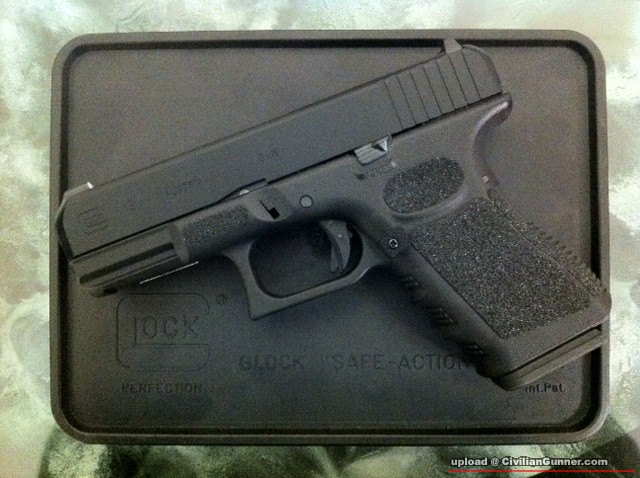 KSC BTC Glock 19_2.JPG