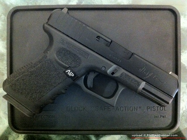 KSC BTC Glock 19_5.JPG