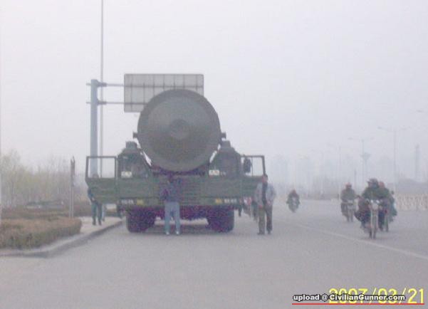 DF-41intercontinental_ballistic_missile.jpg