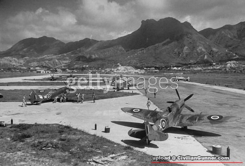 1949 Platoon working with planes used for border reconnaissance and patrolling.jpg