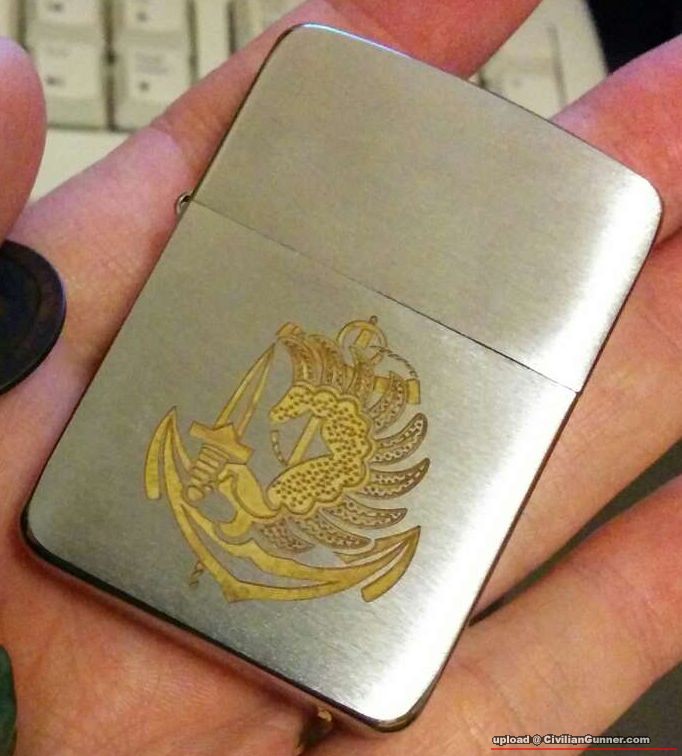 zippo.jpg